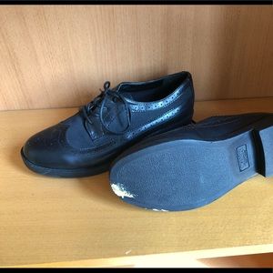 NWT Oxford Wingtip Loafers